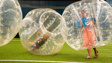 Alma Park Geburtstagsfeier Kindergeburtstag Bubbleball