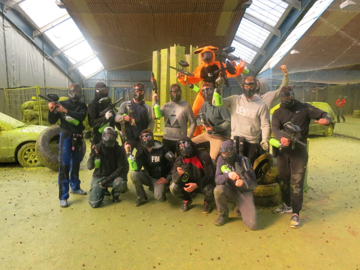 Paintball Gruppe aus Duisburg im Alma Park