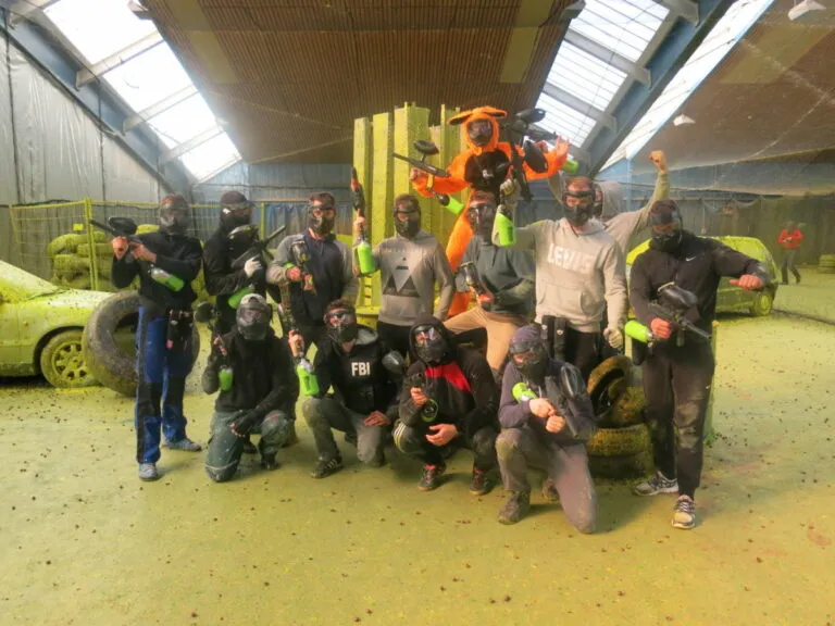 Paintball Gruppe aus Duisburg im Alma Park